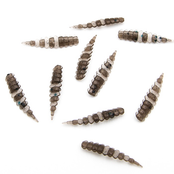 Fishchaser Drago Worm 2,7cm 1g MOTOROIL AND PEPPER 10szt.