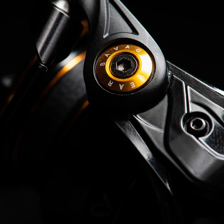 Kołowrotek Savage Gear SG8 4000 FD 10+1BB 74742